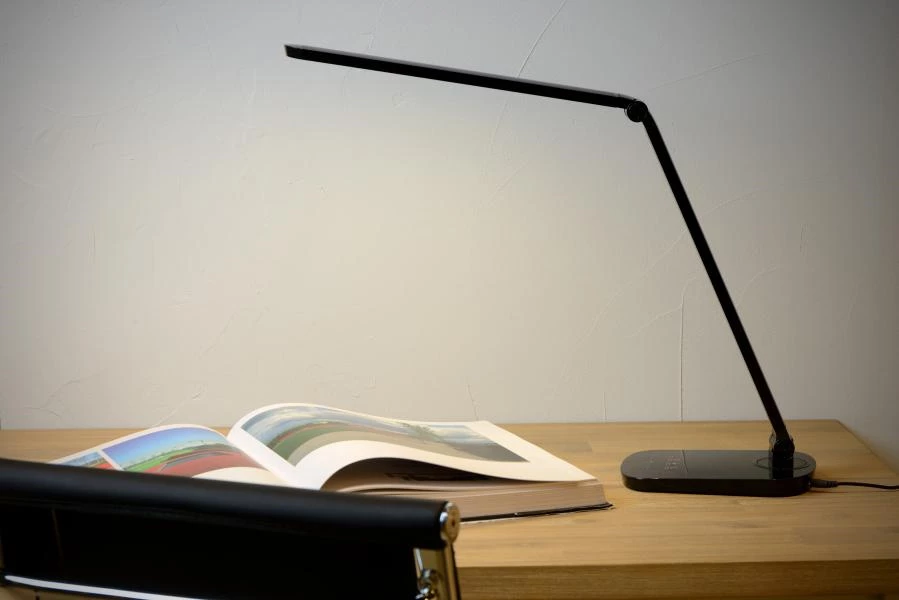 Lucide VARIO LED - Desk lamp - LED Dim. - 1x8W 2700K/6500K - Black - ambiance 1
